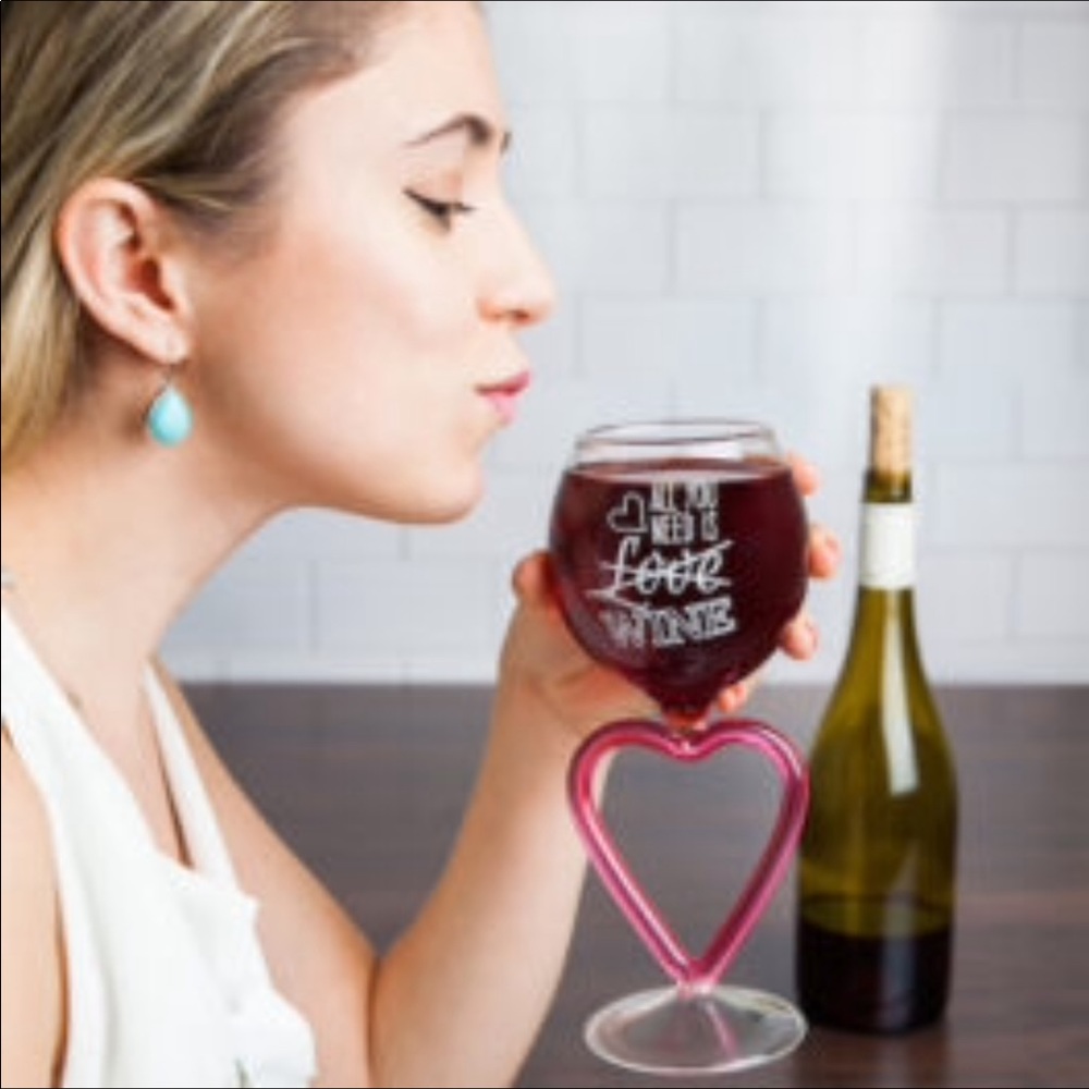 Big Mouth Heart All You Need Is Love🚫Wine Glass🍷 - Picture 4 of 6